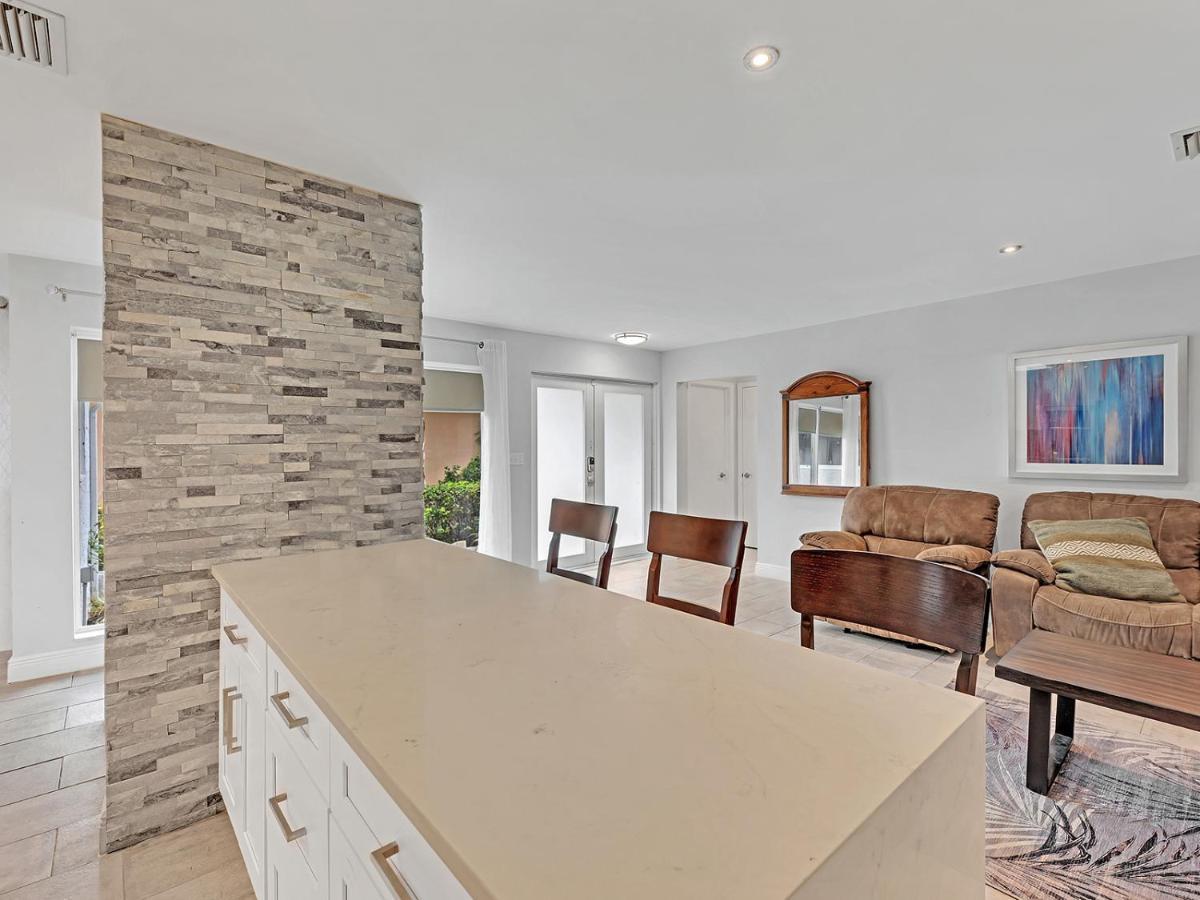 Supervilla - 3Br/2Ba - Pool - Walk To Beach Hollywood Buitenkant foto